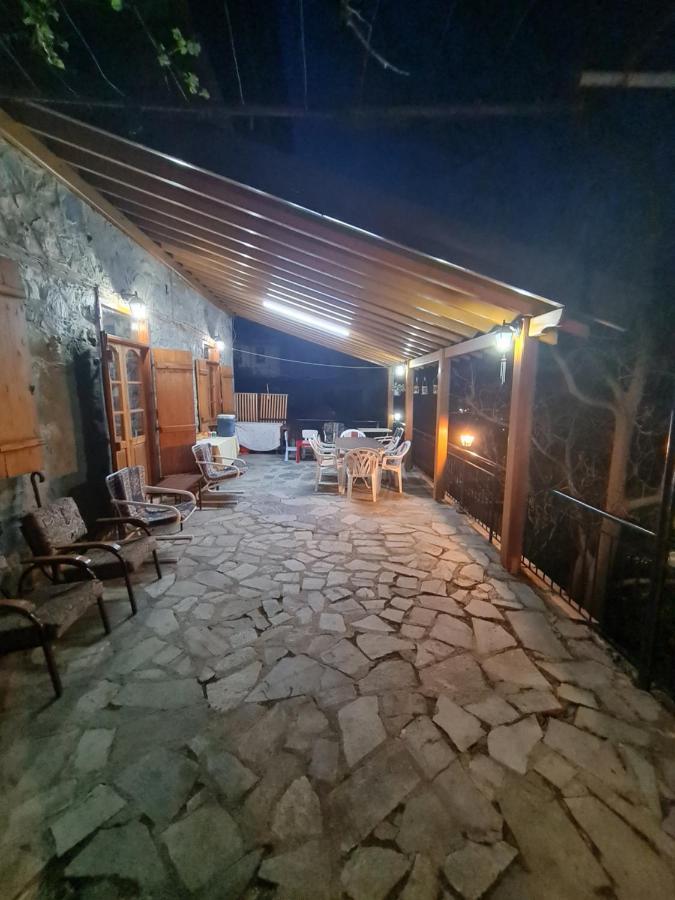 Elpiniki'S Old House Villa Kalopanajótisz Kültér fotó