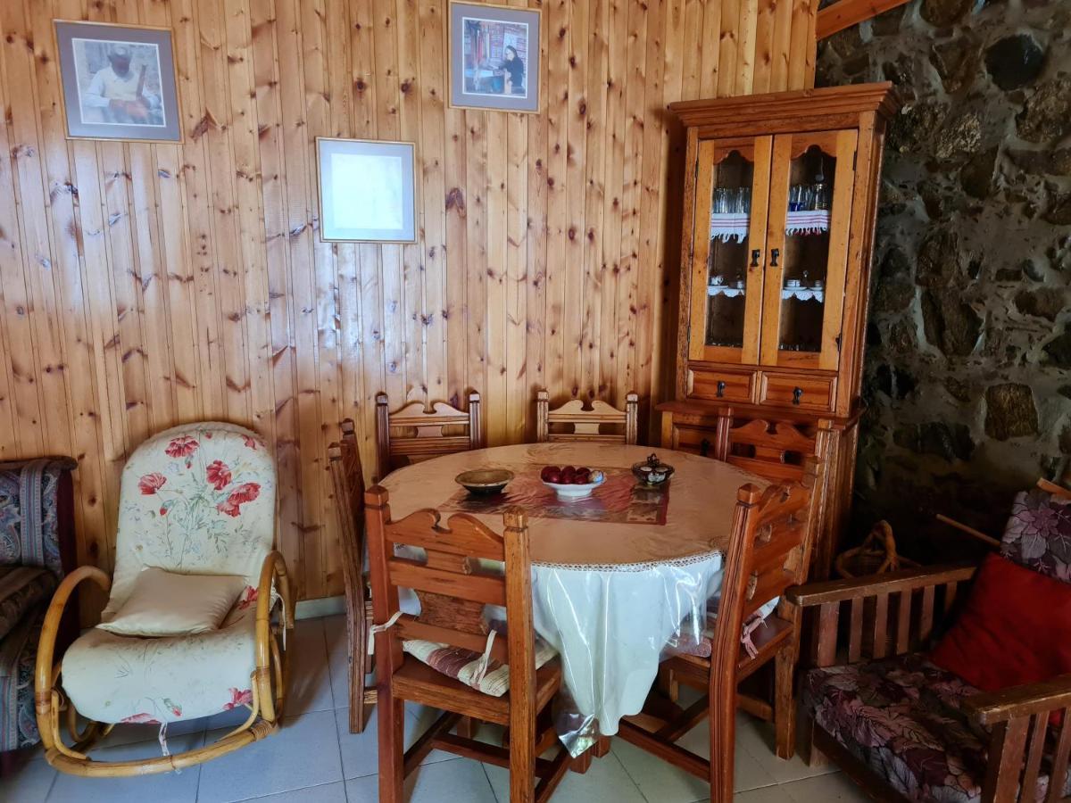 Elpiniki'S Old House Villa Kalopanajótisz Kültér fotó
